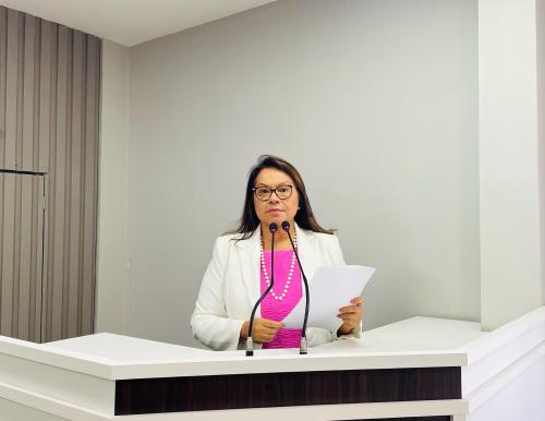 Marcia Baranda solicita expansão dos serviços de neurologia em Parintins