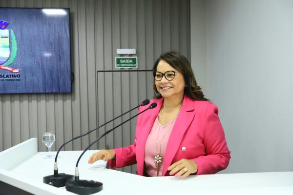 Márcia Baranda propõe a criação de Feiras Itinerantes em Parintins