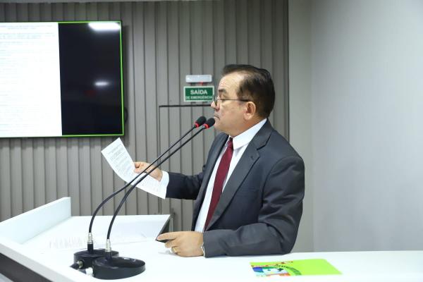 Massilon propõe a realização de campanhas educativas e cursos de capacitação para a Região da Valéria