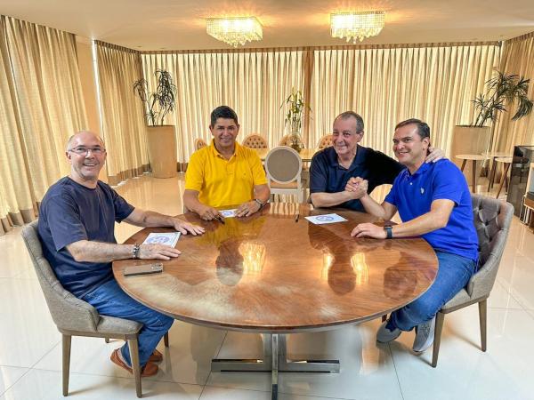 Mateus Assayag é oficialmente pré-candidato de Omar Aziz em Parintins