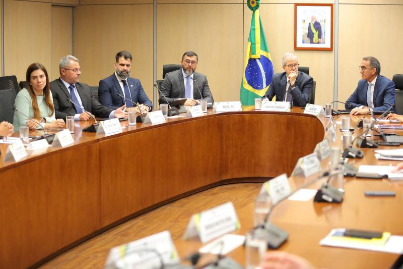 Em Brasília, Wilson Lima pede apoio ministerial contra estiagem no AM