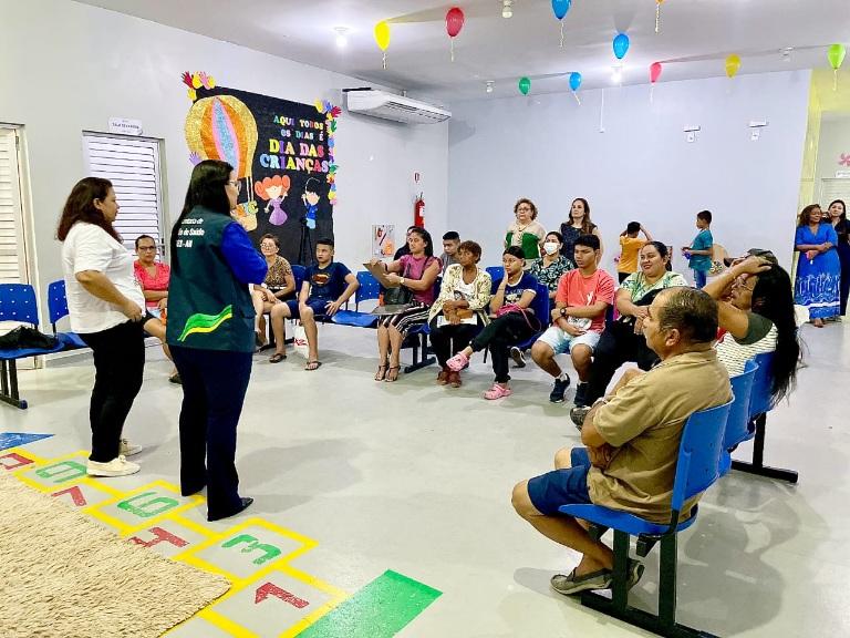 SES-AM discute seletividade alimentar em crianças autistas no Caic Alberto Carreira