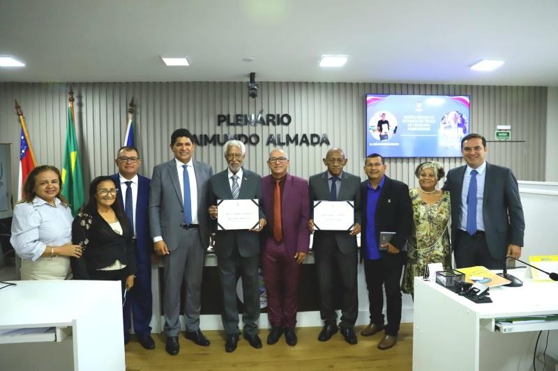 Câmara outorga Título de Cidadania Parintinense aos professores Celby Rodrigues Vieira e Zequinha Pimentel