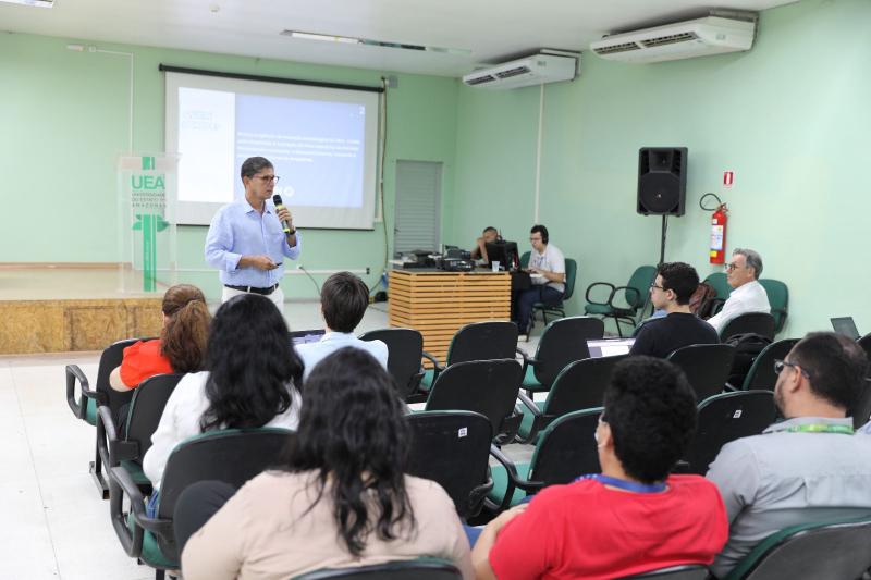 Agin/UEA capacita profissionais em Empreendedorismo Tecnológico