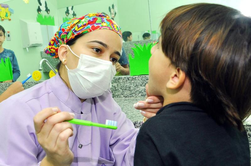 UEA abre inscrições para especialização em Odontopediatria
