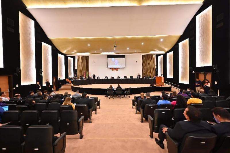 TCE-AM aplica multa milionária a ex-prefeito de Amaturá por irregularidades na compra de combustíveis