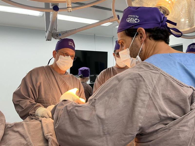 Fundação Hospital Adriano Jorge realiza cirurgia ortopédica com técnica inédita