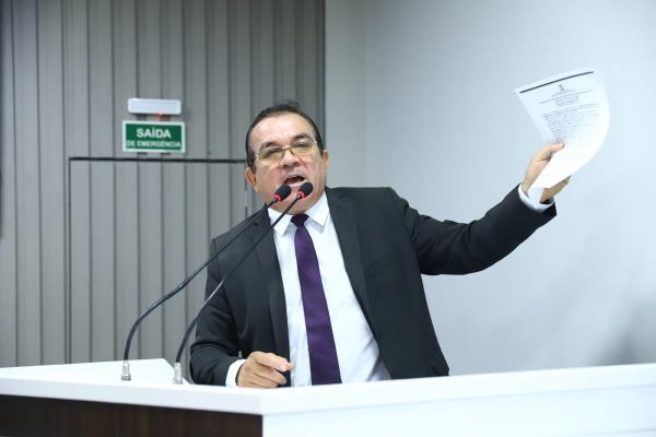 Massilon pede melhorias na saúde e apresenta valores de repasses do Fundo Nacional de Saúde