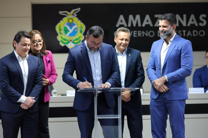 No Dia Mundial do Meio Ambiente, Wilson Lima assina pré-contrato de consultas públicas em áreas de projetos de REDD+