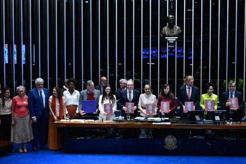 Conselheiro do TCE-AM participa de sessão especial no Senado Federal
