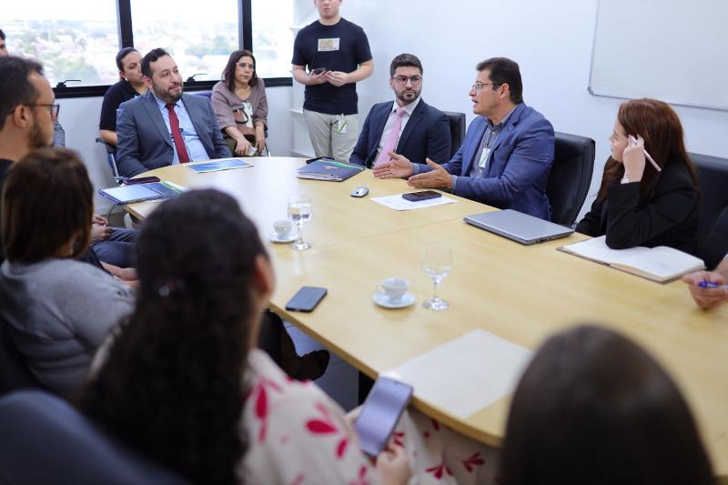 Governo do Amazonas e TJAM discutem criação do Fórum Estadual de Regularização Fundiária