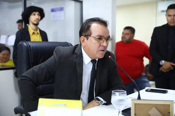 Massilon solicita expansão de rede elétrica para o bairro de São Jorge, na Vila Amazônia Massilon solicita expansão de rede elétrica para o bairro de São Jorge, na Vila Amazônia