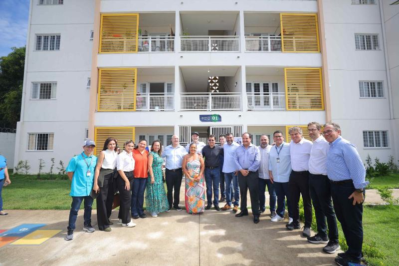 Em visita às obras do Prosamin+ com o presidente do BID, Wilson Lima destaca benefícios na qualidade de vida da população