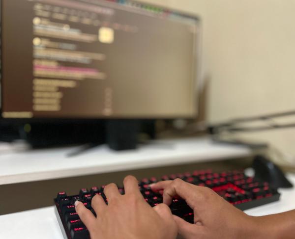 Márcia Baranda propõe implantação de Programa Escolar para Combate e Prevenção à Pedofilia na Internet