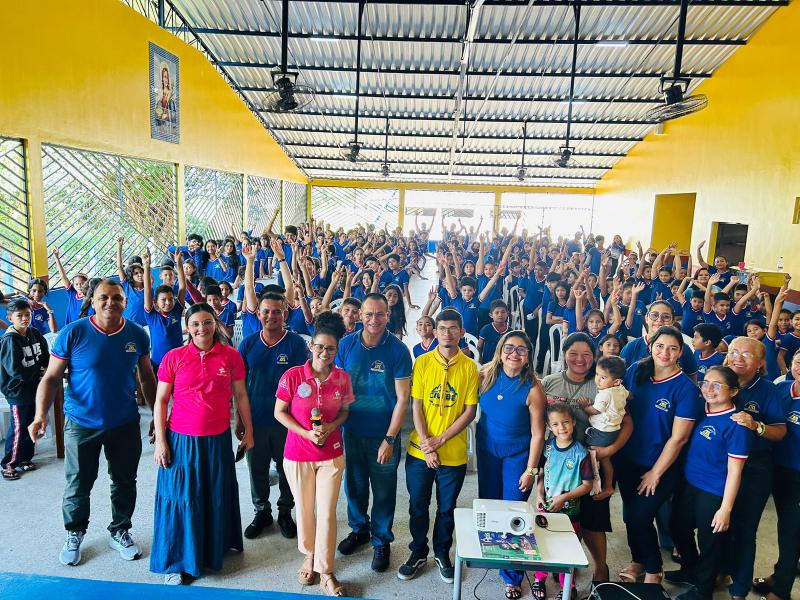 Igreja Adventista realiza projeto Quebrando Silêncio em Parintins 