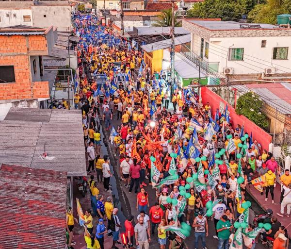 Mateus e Vanessa celebram primeira semana de campanha com grande encontro na Baixa da Xanda Mateus e Vanessa celebram primeira semana de campanha com grande encontro na Baixa da Xanda