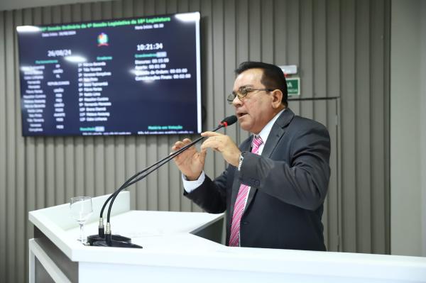 Massilon agradece ao Governo do Estado pela prorrogação da Carreta da Saúde em Parintins