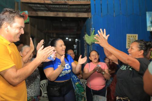 Dona Elinara: 'Mateus é o prefeito que Parintins precisa', diz moradora do bairro de Santa Clara