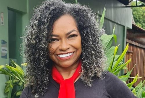 Vandineth Pires, pioneira na comunicação e no serviço público em Parintins, amigos comentam legado 
