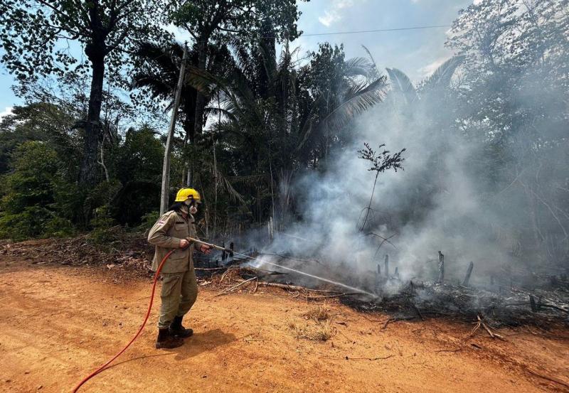 Em setembro, Corpo de Bombeiro combateu mais de 6,6 mil focos de incêndio no estado