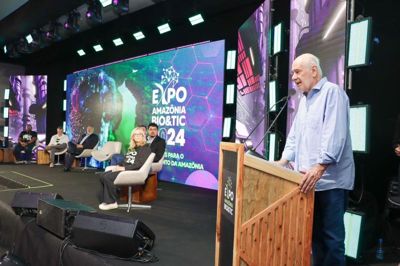 Secretário Serafim Corrêa destaca importância da ciência e inovação na Expo Amazônia Bio&TIC 2024