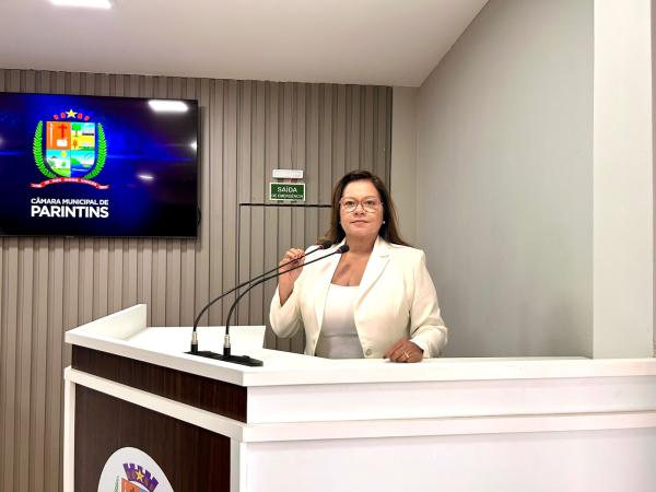 Vereadora Márcia Baranda destaca importância da LOA para o planejamento de Parintins
