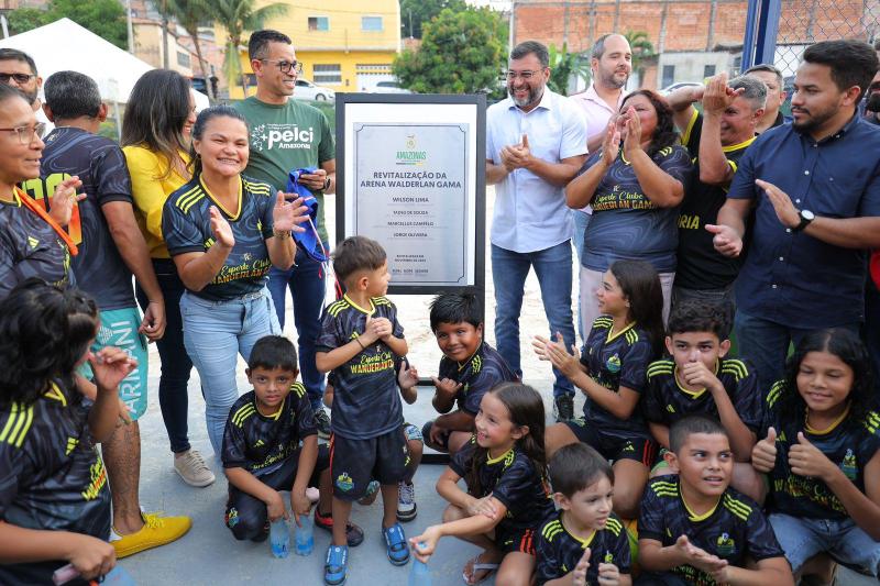 Governador Wilson Lima entrega cinco espaços esportivos revitalizados nas zonas norte e oeste