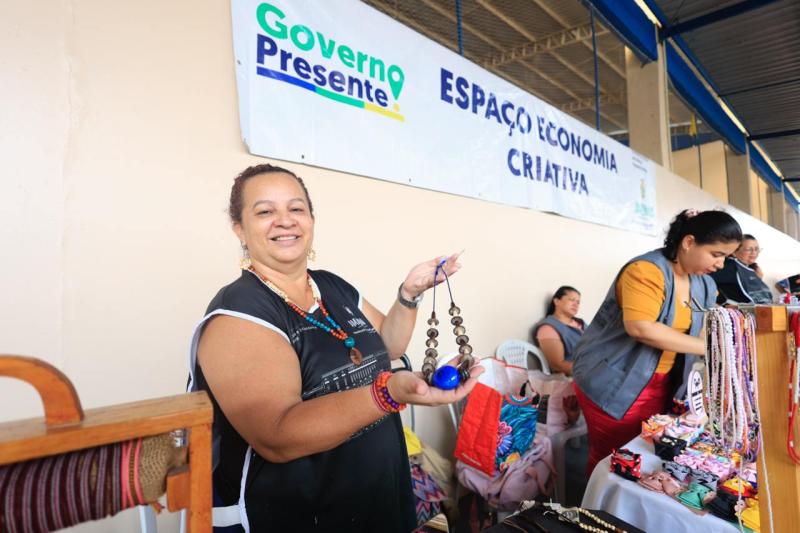 Governo Presente: Secretaria de Cultura e Economia Criativa leva serviços e formação a população da zona sul de Manaus