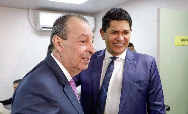 Festival de Parintins está em outro patamar no Brasil graças à determinação do Bi Garcia, diz senador Omar Aziz