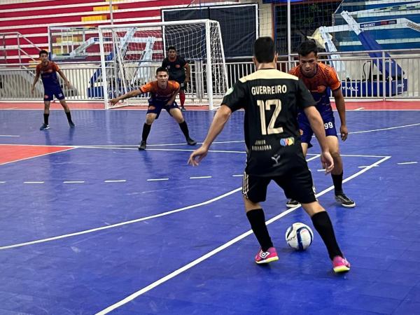 Em jogo único, quarta de final da 4ª Copa Coopmoto de Futsal acontece nesta quinta e sexta-feira