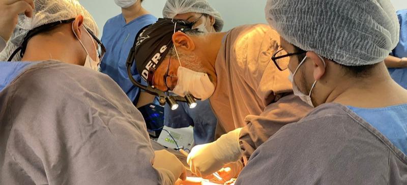 Saúde: Cirurgia de alta complexidade remove tumor de 14 centímetros em paciente com deformidade mandibular