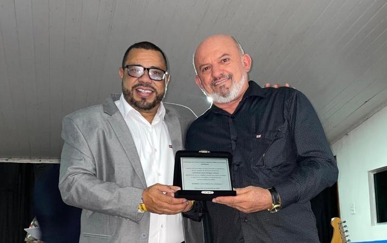 Vereador Cabo Linhares recebe homenagem da APPBMAM em Manaus
