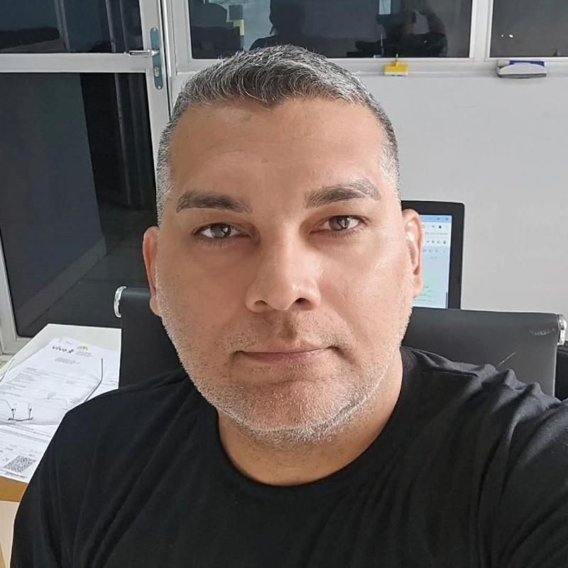 O Abandono do Uso do Capacete em Parintins: Uma Análise da Influência Social e da Importância da Vida