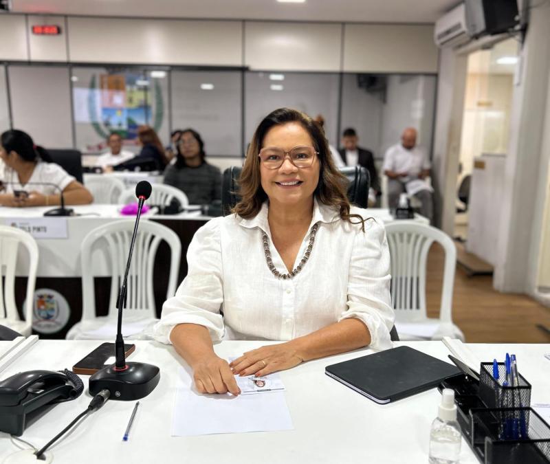 Márcia Baranda destaca importância da saúde mental em evento na Câmara Municipal de Parintins