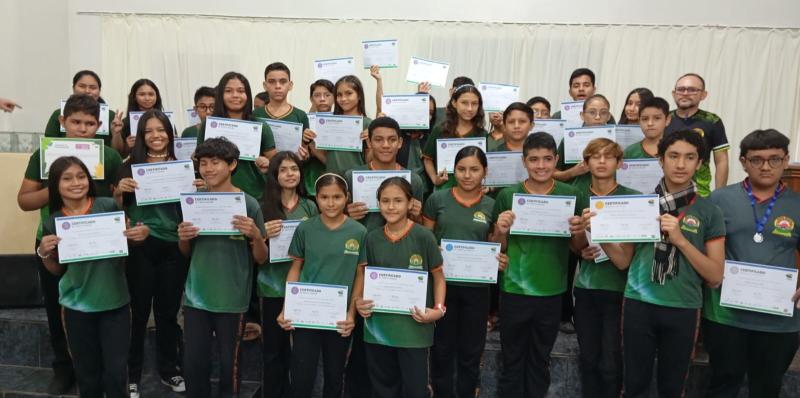 Escola Suzana de Jesus Azêdo é a única do interior do Amazonas a ganhar Olimpíada do Tesouro Direto da Educação Financeira