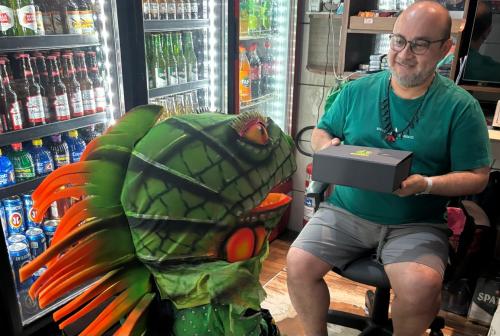 Carnailha 2025: Para celebrar 20 anos, Bloco Lagarto Salgado leva para a avenida a irreverência do “Papai Joel”