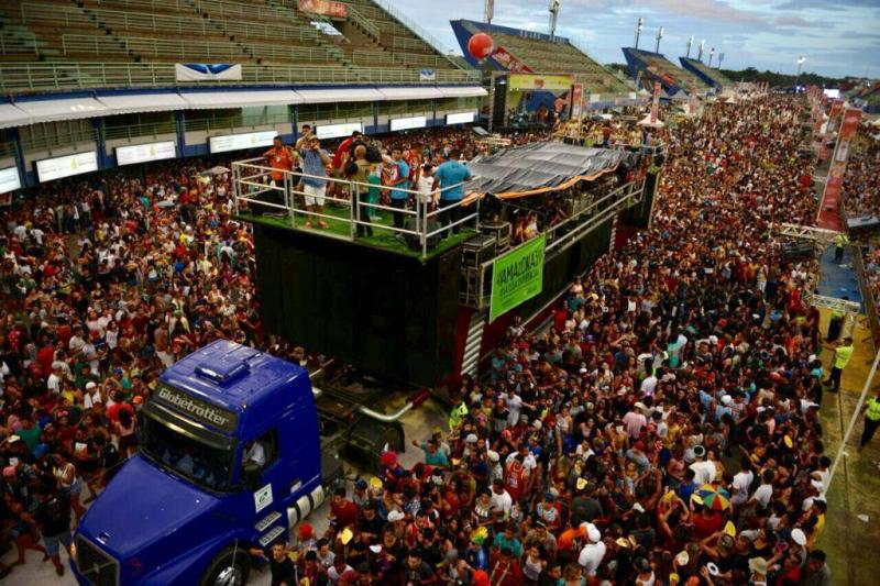 Teatro, festival de música e blocos de Carnaval na programação de fevereiro