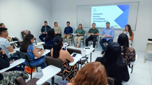 PlanificaSUS fortalece assistência odontológica em Parintins com treinamento especializado