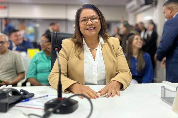 Única mulher na Câmara, Márcia Baranda reafirma compromisso por uma Parintins mais igualitária Única mulher na Câmara, Márcia Baranda reafirma compromisso por uma Parintins mais igualitária