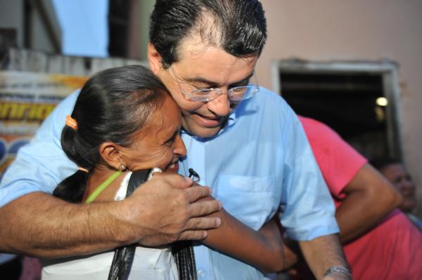 Eduardo Braga defende mais ações e políticas para mulheres no Amazonas e no Brasil Eduardo Braga defende mais ações e políticas para mulheres no Amazonas e no Brasil