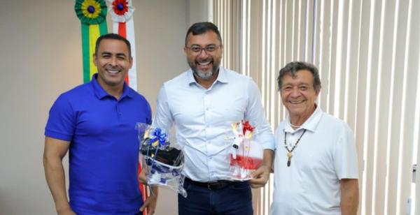 Wilson Lima reuniu com presidentes bumbás Caprichoso e Garantido sobre Festival 2025 que será lançado no final de março 