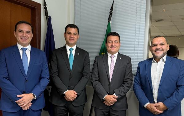 Prefeito Mateus Assayag intensifica em Brasília luta para liberação total do Aeroporto de Parintins junto à ANAC