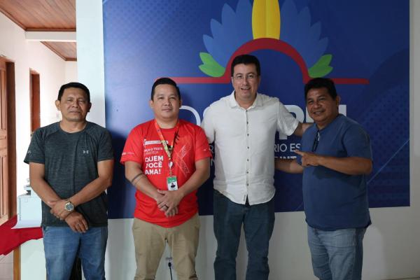 Vereador Fábio Cardoso se reúne com DSEI em busca de melhorias para a saúde indígena em Parintins Vereador Fábio Cardoso se reúne com DSEI em busca de melhorias para a saúde indígena em Parintins