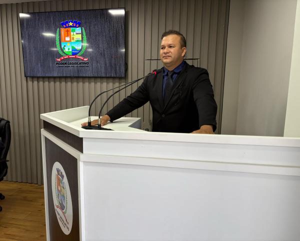 Vereador Adson Príncipe Solicita Reforma de Posto de Abastecimento de Água no Distrito de Caburi