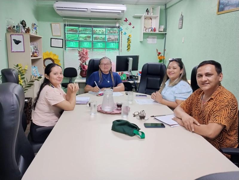 CESP/UEA firma parceria com SEDUC para implementação do projeto 'Aluno na Universidade'