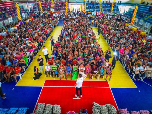 Com Senador Omar, Saullo Vianna e Mayra Dias, Prefeitura de Parintins realiza Ação Cidadã “Cuidando da Nossa Gente”