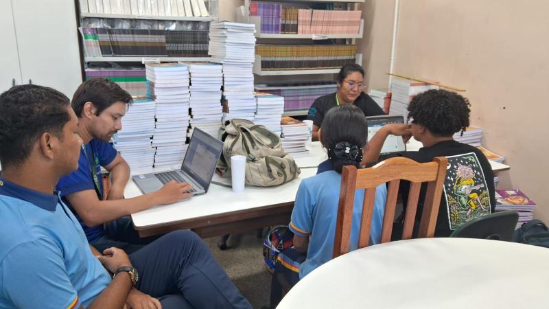 Escolas estaduais mobilizam estudantes para solicitação da taxa de isenção do Enem 2025 Escolas estaduais mobilizam estudantes para solicitação da taxa de isenção do Enem 2025