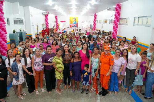 Deputada Mayra Dias realiza 7ª edição do Projeto Maternar e reforça apoio às mães em Parintins
