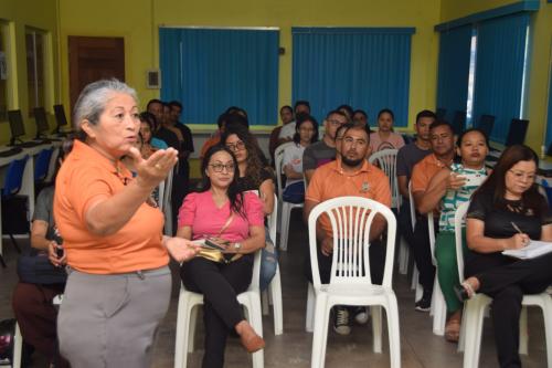 Brasil Alfabetizado: Secretaria de Educação alinha formação de turmas nas zonas urbana e rural de Parintins