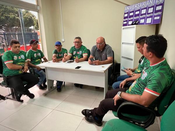 Alepin anuncia Seleção de Parintins para a disputa da Copa da Floresta de Futebol 2025 Alepin anuncia Seleção de Parintins para a disputa da Copa da Floresta de Futebol 2025